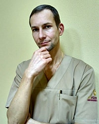 Врачи
